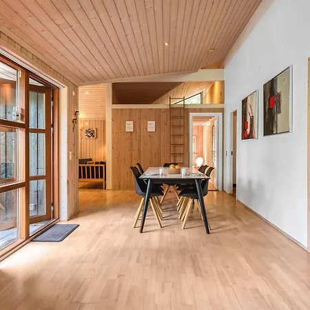 Rosaline - 500m From The Sea By Interhome