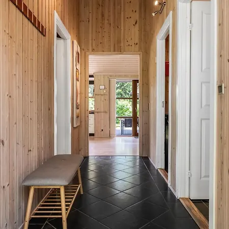 Rosaline - 500m From The Sea By Interhome *