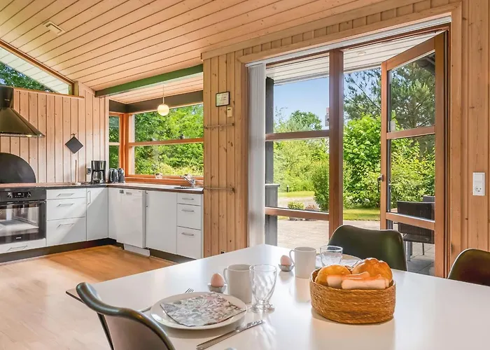 Rosaline - 500m From The Sea By Interhome Сasa de vacaciones Grenå